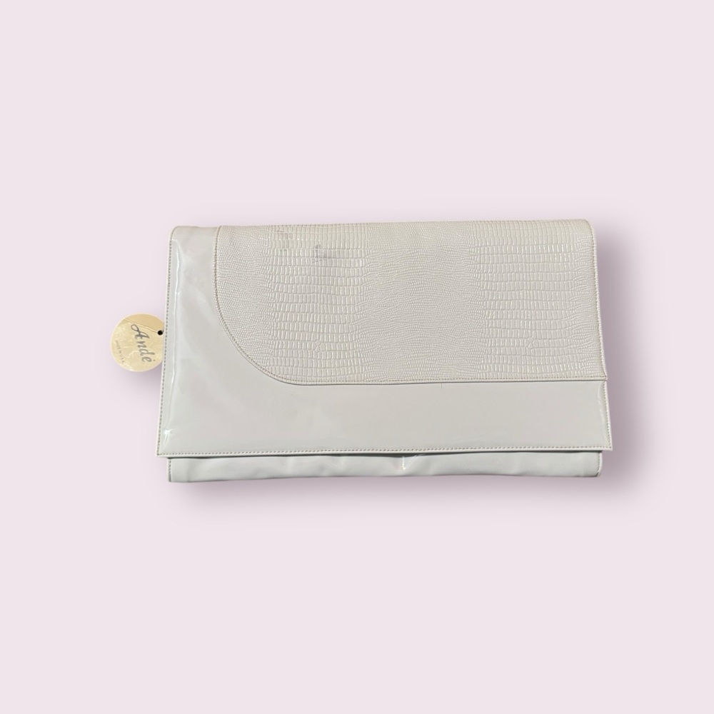 Vintage Ande white patent finish clutch purse evening bag with gold chain